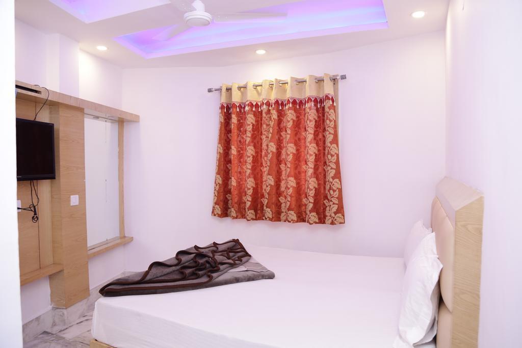 Hostel Friends By Backpackers Heaven- Railway Station - Paharganj New Delhi