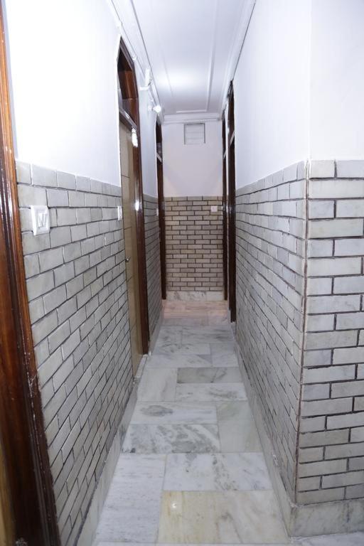 Friends By Backpackers Heaven- Railway Station - Paharganj Hostel New Delhi